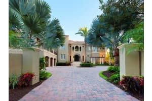 778 Siesta Dr, Sarasota, FL 34242, Sold 09/12/14