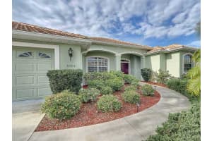 5703 Eastwind Dr, Sarasota, FL 34233, Sold 07/25/14