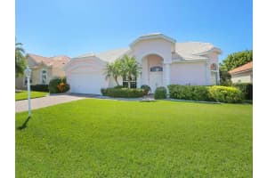 3712 72nd Ave Cir E, Sarasota, FL 34243, Sold 06/05/14