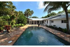 1686 North Dr, Sarasota, FL 34239, Sold 08/15/14