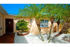 556 N Washington Dr, Sarasota, FL 34236, Sold 04/03/15