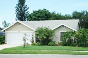 3527 65th Ave Cir E, Sarasota, FL 34243, Sold 10/01/14