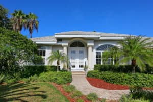 5586 Siesta Estates Ct, Siesta Key, FL 34242, Sold 10/06/14
