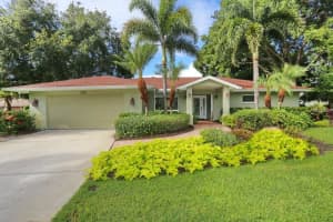3941 Country View Ln, Sarasota, FL 34233, Sold 10/30/14