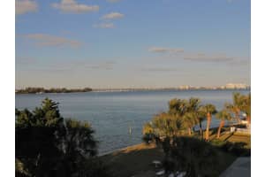 290 N Washington Dr, Sarasota, FL 34236, Sold 03/17/17