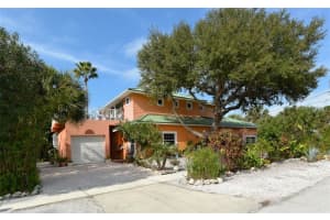 389 Island Cir, Siesta Key, FL 34242, Sold 06/15/17