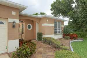 4503 50th Ave W, Bradenton, FL 34210, Sold 06/02/16