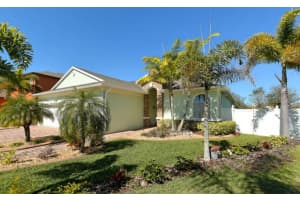 3827 65th Ave E, Sarasota, FL 34243, Sold 07/29/15