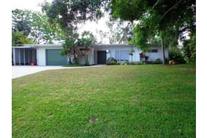 404 E Lake Dr, Sarasota, FL 34232, Sold 07/30/15