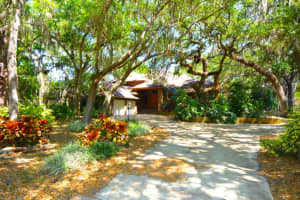 1211 Quail Run Trail, Sarasota, FL 34232, Sold 10/22/15