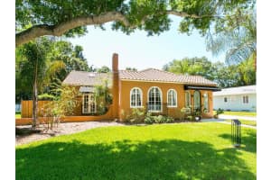 1896 Hibiscus St, Sarasota, FL 34239, Sold 02/19/16