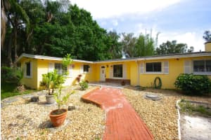 2230 Desoto Rd, Sarasota, FL 34234, Sold 07/14/15
