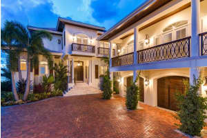 1435 Westway Dr, Sarasota, FL 34236, Sold 11/12/15