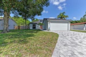 8224 Country Oaks Ct, Sarasota, FL 34243, Sold 07/10/15