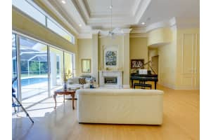 5457 Ashley Pkwy, Sarasota, FL 34241, Sold 11/30/15
