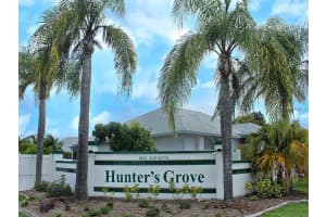 3918 77th Pl E, Sarasota, FL 34243, Sold 09/10/15