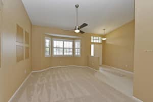 3918 77th Pl E, Sarasota, FL 34243, Sold 09/10/15