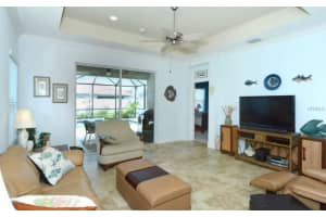 4711 Lake Breeze Terrace, Sarasota, FL 34243, Sold 11/04/15