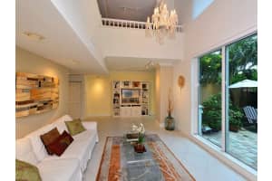 800 N Tamiami Trail, Sarasota, FL 34236, Sold 10/31/16