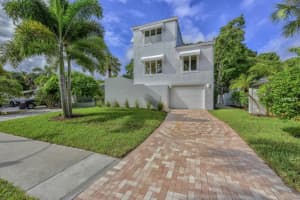 228 Van Buren Dr, Sarasota, FL 34236, Sold 10/31/16