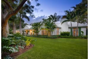 1439 N Lake Shore Dr, Sarasota, FL 34231, Sold 01/05/16