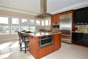 624 Casey Key Rd, Nokomis, FL 34275, Sold 04/21/16