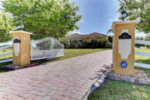5904 Lake Paddock Cir, Parrish, FL 34219, Sold 05/27/16