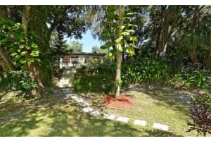 8428 71st Ave Dr E, Bradenton, FL 34202, Sold 05/31/16