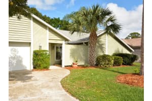2925 Woodpine Cir, Sarasota, FL 34231, Sold 05/16/16