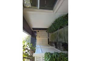 4061 Center Pointe Pl, Sarasota, FL 34233, Sold 04/18/16