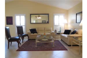 5002 80th Avenue Plaza E, Sarasota, FL 34243, Sold 01/15/16