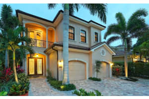 3811 Camino Real, Sarasota, FL 34239, Sold 07/15/16