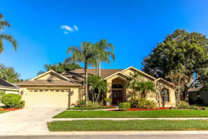 4841 Wilde Pointe Dr, Sarasota, FL 34233, Sold 03/10/16