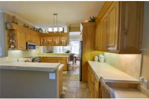 1380 Palm View Rd, Sarasota, FL 34240, Sold 02/16/16