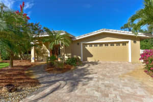 5232 Shadow Lawn Dr, Siesta Key, FL 34242, Sold 05/06/16