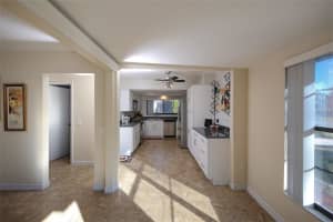 3008 Woodpine Ln, Sarasota, FL 34231, Sold 03/15/16