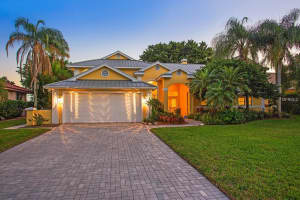 852 Freeling Dr, Sarasota, FL 34242, Sold 09/19/16