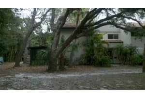 933 Byron Ct, Sarasota, FL 34243, Sold 03/28/16