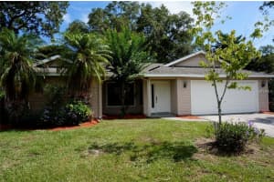 4805 Country Oaks Blvd, Sarasota, FL 34243, Sold 06/07/16