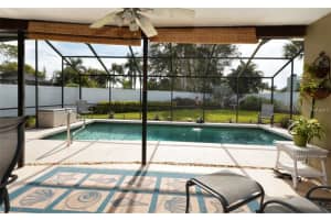 3806 Easton St, Sarasota, FL 34238, Sold 03/17/16