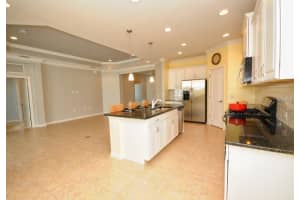 4803 Silvermoss Dr, Sarasota, FL 34243, Sold 08/03/16