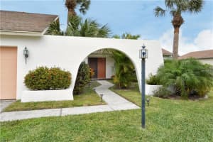 4343 Kingston Loop, Sarasota, FL 34238, Sold 08/24/16