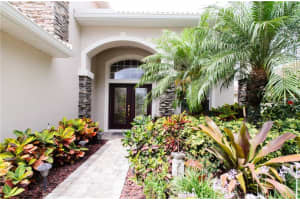 6180 46th St E, Bradenton, FL 34203, Sold 05/27/16