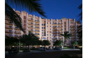 464 Golden Gate Point, Sarasota, FL 34236, Sold 06/15/17