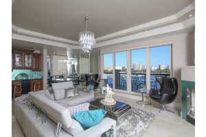 464 Golden Gate Point, Sarasota, FL 34236, Sold 06/15/17
