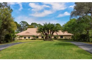 6901 S Gator Creek Blvd, Sarasota, FL 34241, Sold 04/14/17