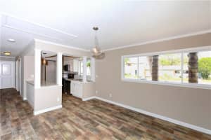 1088 Longfellow Cir, Sarasota, FL 34243, Sold 07/15/16