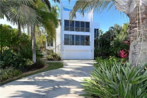 213 N Washington Dr, Sarasota, FL 34236, Sold 12/22/16