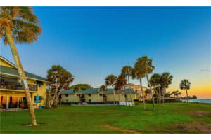 4660 Ocean Blvd, Siesta Key, FL 34242, Sold 06/07/16