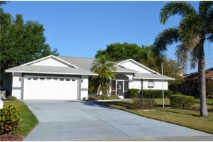 5495 Cynthia Ln, Sarasota, FL 34235, Sold 06/03/16